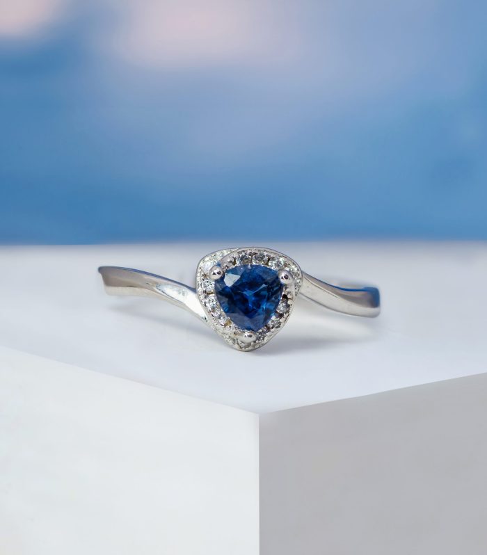 Blue Flame Blue Sapphire ring in Sterling Silver (R-BSM/1678)